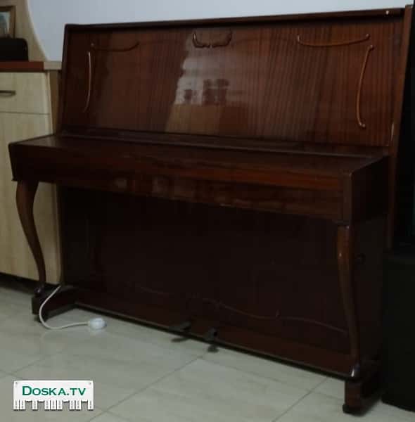 Пианино, старое, Украина, самовывоз . барабаны, 1700 (торг уместен)