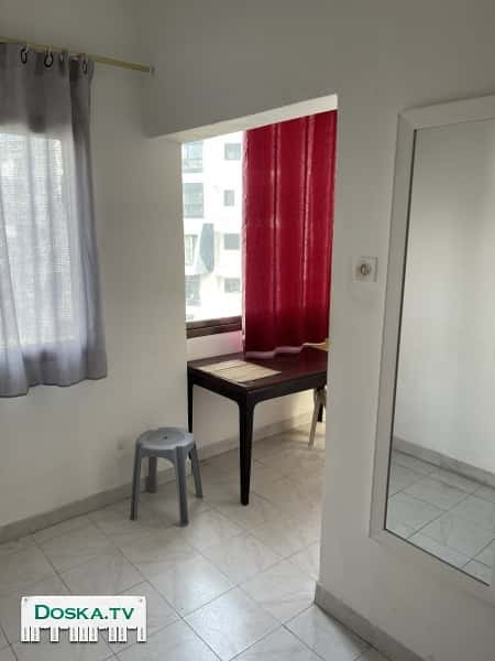 Квартира 1.5 комнаты с балконом, отдельной кухней, холодильником, стиральной машиной,