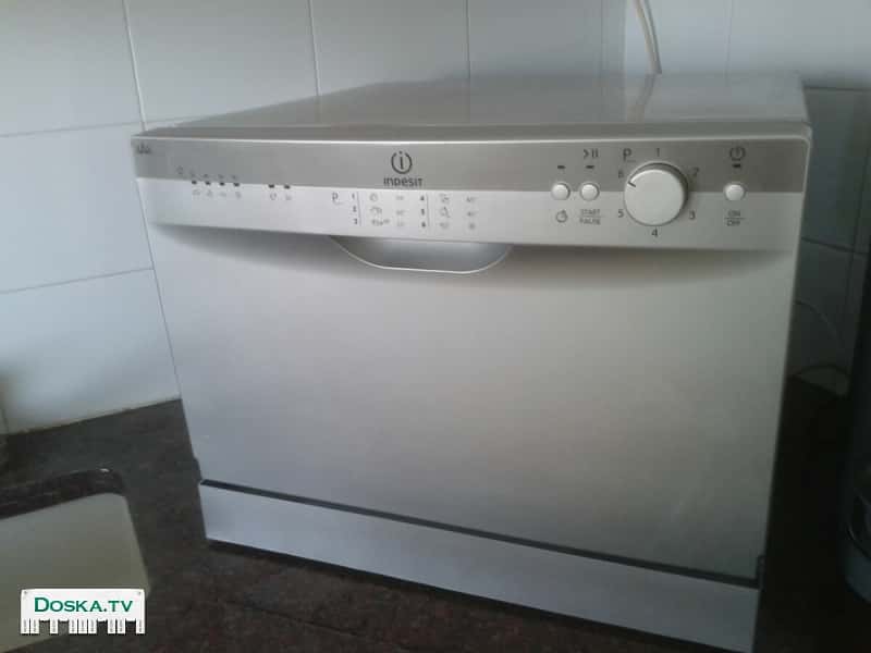 Посудомоечная машина удобная в использование, компактная. За время эксплуатации использовалась