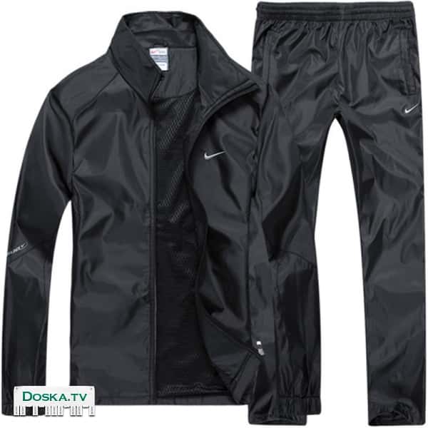 Оригинальный  мужской спортивный костюм компании NIKE. Размер L. Черный