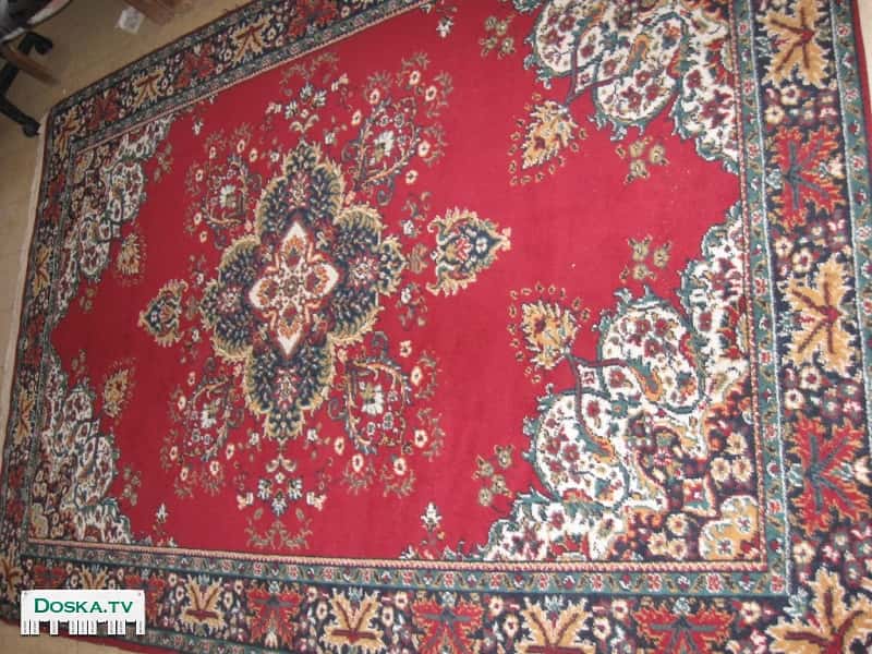 4 ковра в отличном состоянии (один новый)размеры 3 ковра :260