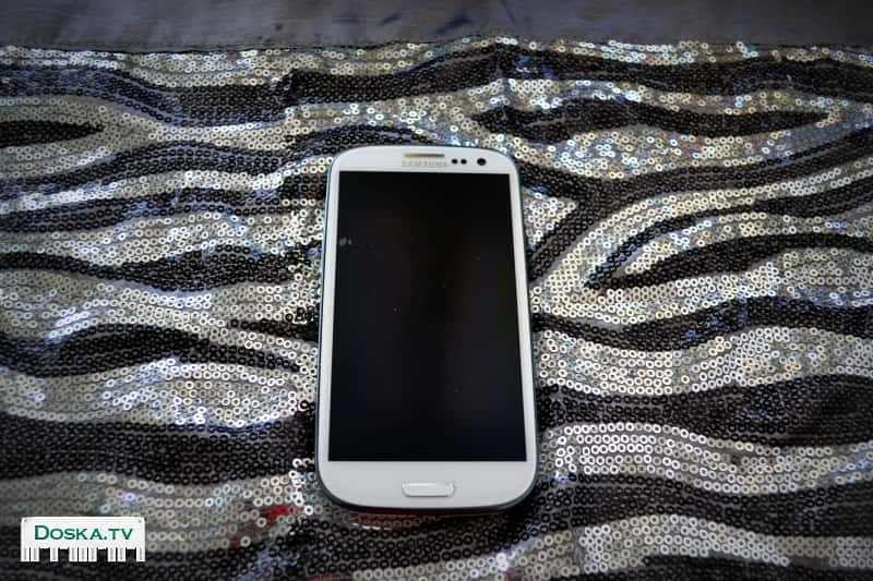 Поддержка беспроводных сетей  GSM, HSPA+21 EDGE/GPRS (850/900/1800/1900МГц) HSPA+21 (850/900/1900/2100)