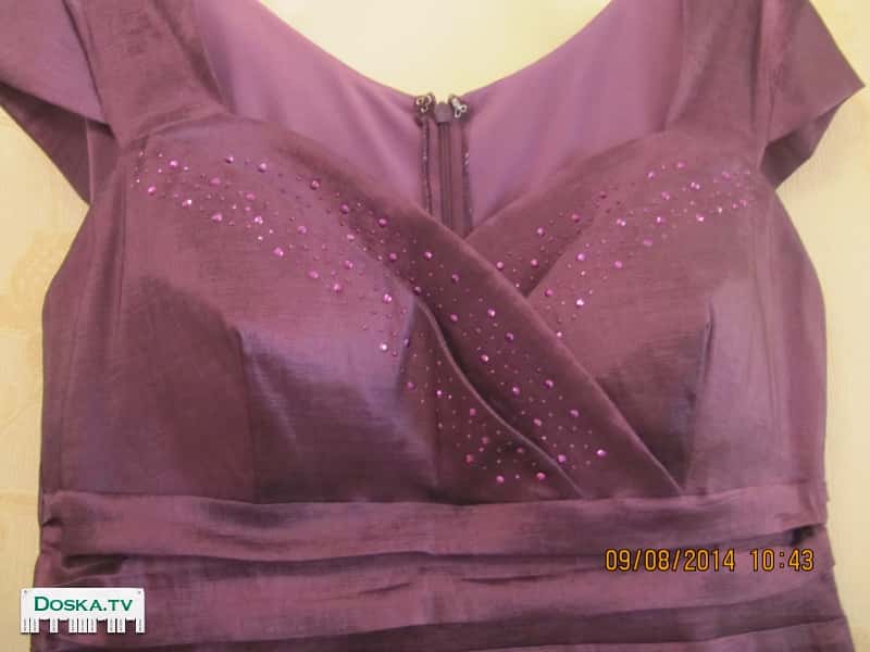 Платье сиреневого цвета. Размер 46. Производство США.  95 %