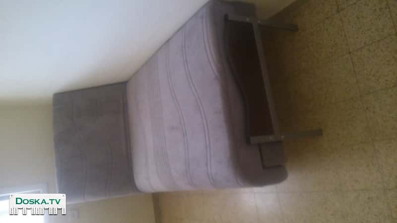 Новая, не использовалась. Размер 90х200см. С ящиком для белья. 15