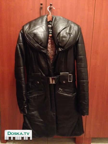 На продажу красивое, новое и тёплое  кожанное пальто ,