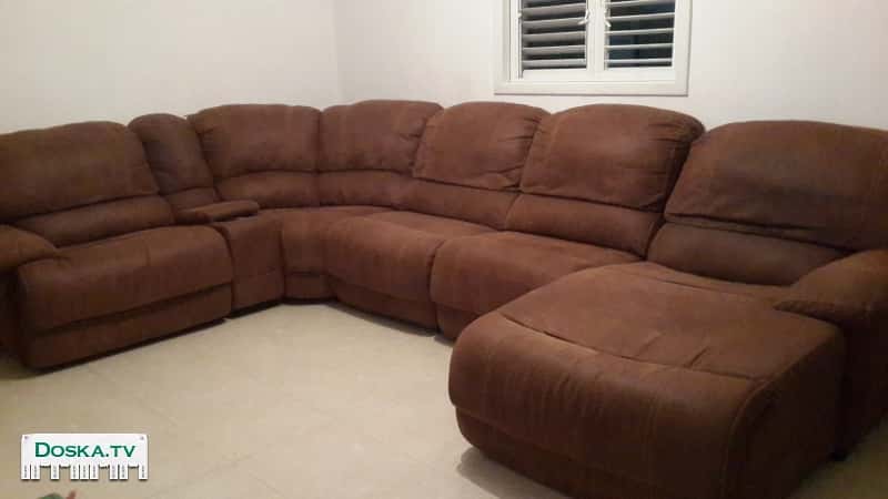 Диван угловой с 2 реклайнерами и шезлонгом,с трансформируемой спинкой и