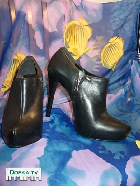 продаю полусапожки альдо натуральная кожа размер 39-38.5