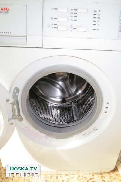 стиральная машина AEG Electrolux состояние идеальное, стирает отлично, использована мало.
