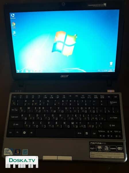 лептоп-нетбук фирмы Acer модель Aspire One AO752h, 11 дюймов лед