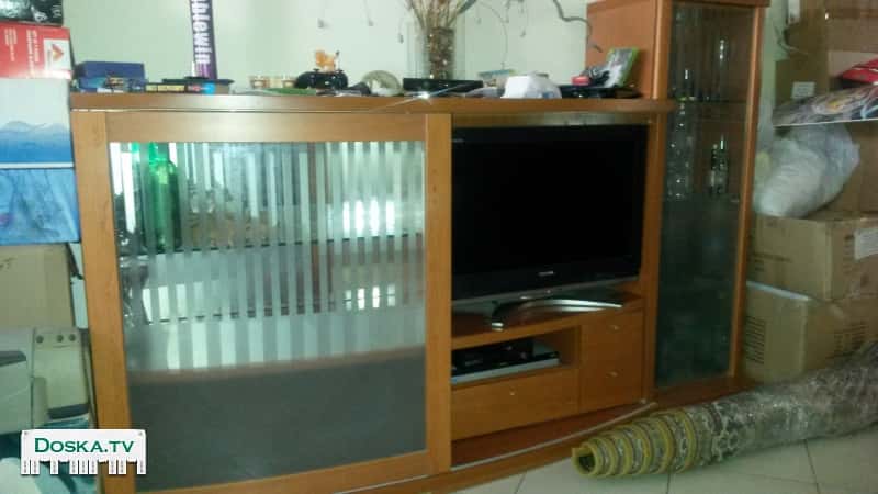 витрина из 2 частей, как новая