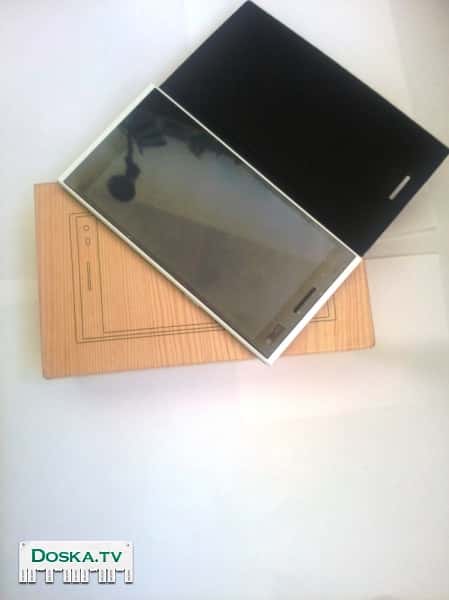 Совершенно новый,очень шустрый и мощный смартфон, двойной процессор МТК-6592х2 Сделан