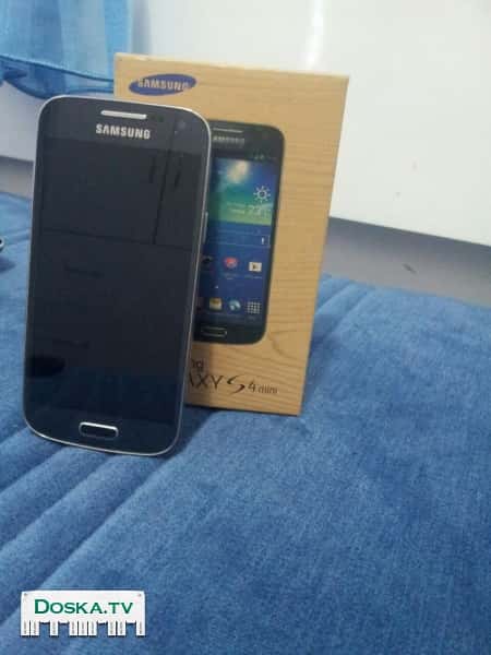 СРОЧНО ПРОДАЕТСЯ ТЕЛЕФОН.  SAMSUNG S4 MINI / I9190. отличный
