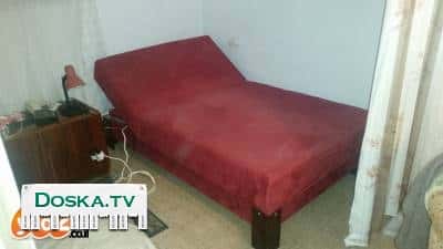 Кровать с электро подъемом изголовья в отличном состоянии. Цена гибкая.