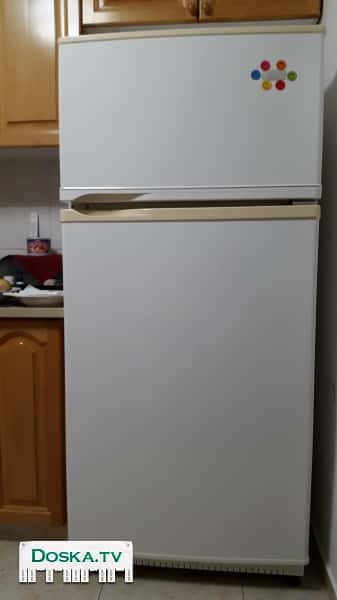 Холодильник как новый в рабочем состоянии.