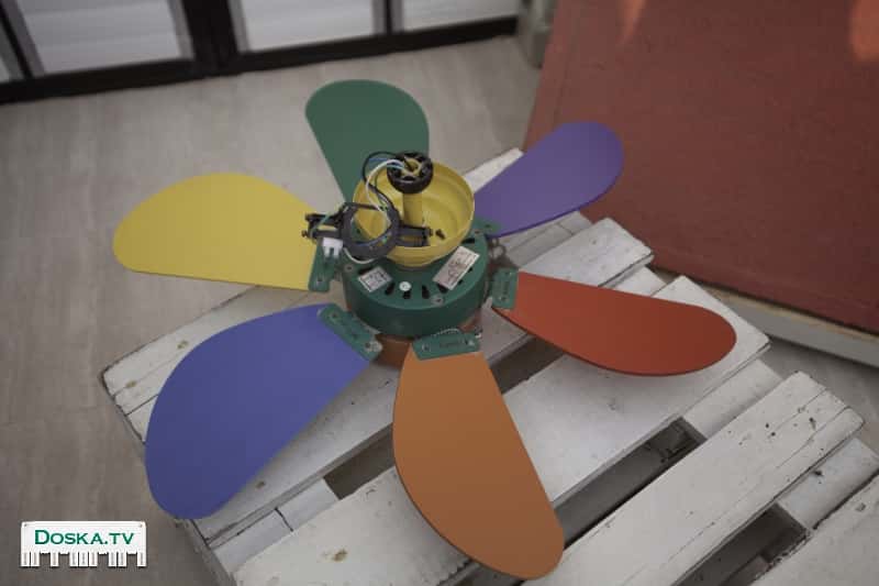 Лампы с вентилятором, все работает, только сами плафоны для ламп