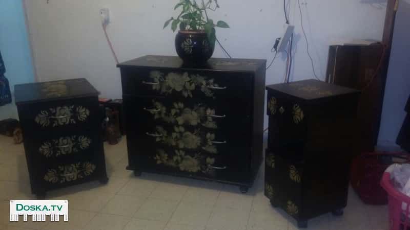 Очень симпатичные тумбочки...расписанные в ручную...