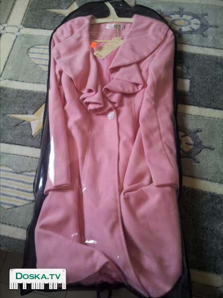 польтишка новое осеннее. Размер 1-s розового цвета.