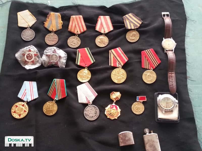коллекцию медалей. Значки СССР. Часы командирские и часы тиссот 0529589835.