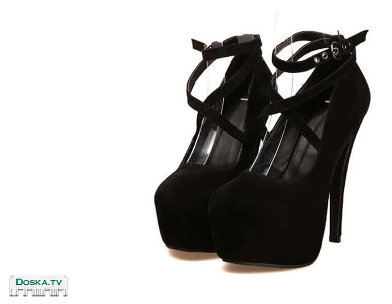 Замшевые черные туфли, очень удобные и мягкие но малы, размер