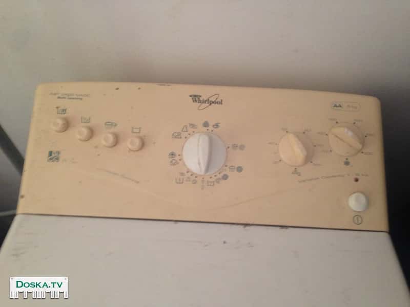 На продажу стиральная машина whirlpool, открывается сверху, в хорошем состоянии.
