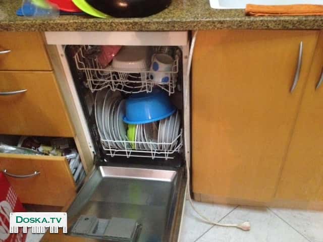 посудомоечная машина BOSCH в отличном состоянии. Ширина 45 см. Самовывоз.