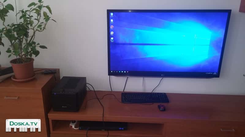 Форм- фактор мини itx  процессор i3 4 гигобайта оперативной