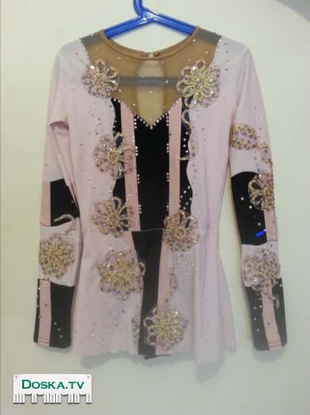 Купальник для художественной гимнастики на девочку 6-8 лет. сшит в