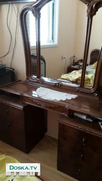 В связи с отъездом  в хорошем состоянии итальянская спальня