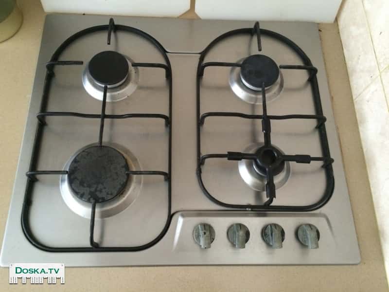 Газовая поверхность. В отличном состоянии, работает отлично! Была куплена за