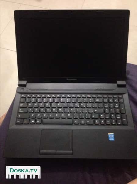 Срочно! Ноутбук Lenovo B590 в идеальном состоянии!