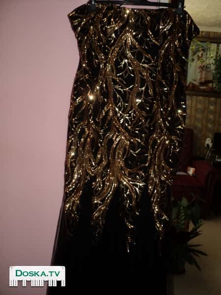 Платье на размер бюст 109-100-116.
