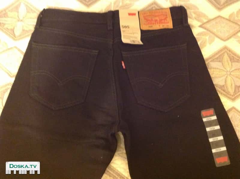 Мужские джинсы черного цвета(прямые) Levi's размер W29.L34 Привезены из США.