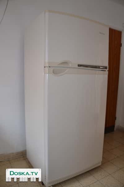 Холодильник 2007г., 485 литров, состояние идеальное.