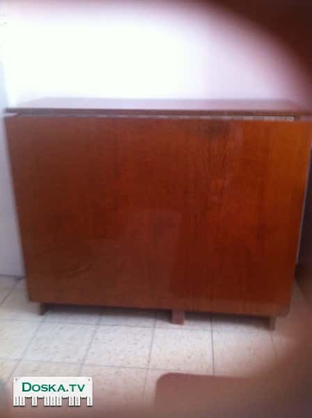 стол-книгу полированный 100 шек.