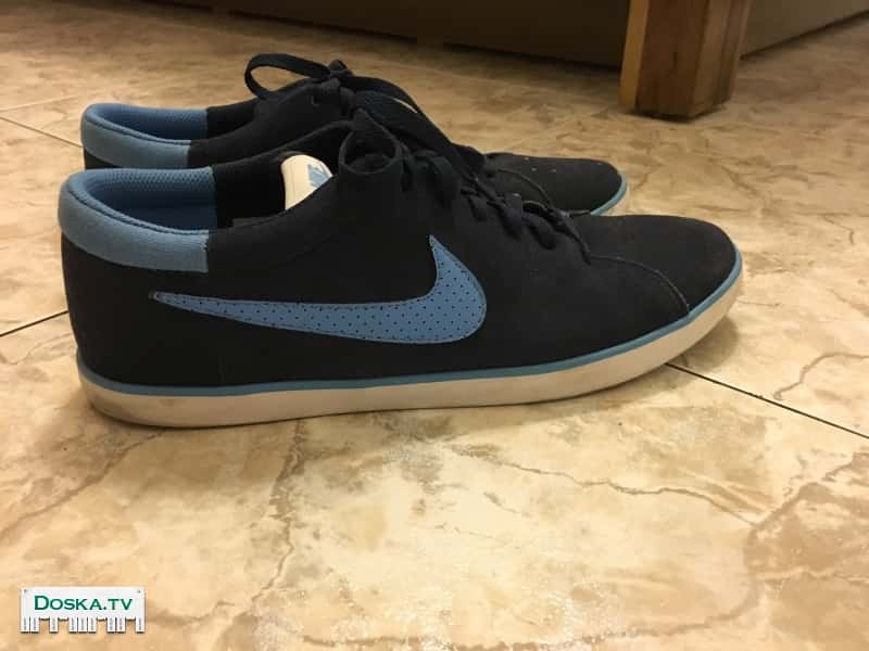 Мужская спортивно элегантная обувь найк синего цвета очень красивые в
