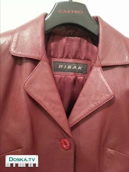 Куртка кожаная женская, классическая, цвета бордо, размер 38, в прекрасном