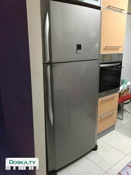 Продаю холодильник в отличном состоянии!!! 600 литров, высота 176, ширина