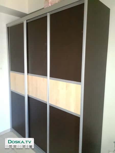 Шкаф приобретён в магазине ZULA. Состояние хорошее.+угловой рабочий стол с