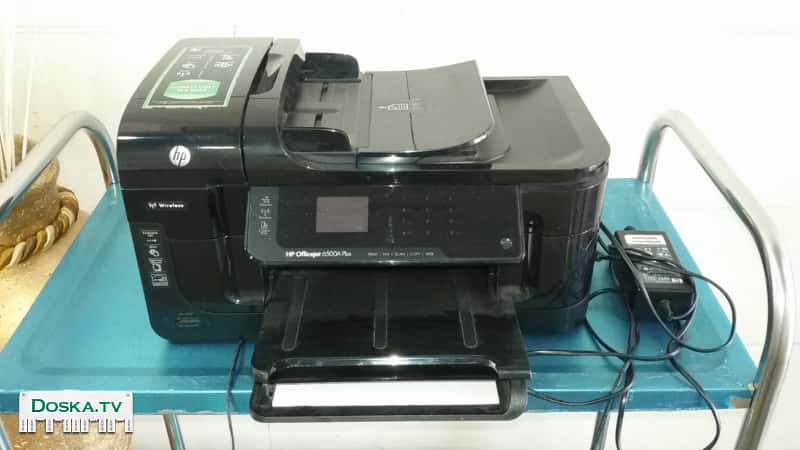 Факс, сканер, принтер - 3 в одном. В дополнение -