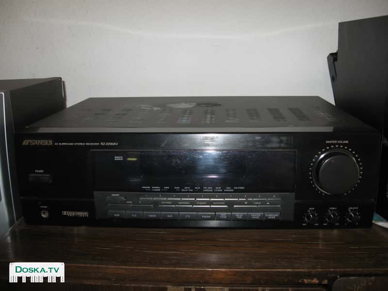 Усилитель АМ/FM ресивер в прекрасном состоянии. Можно с акустикой.