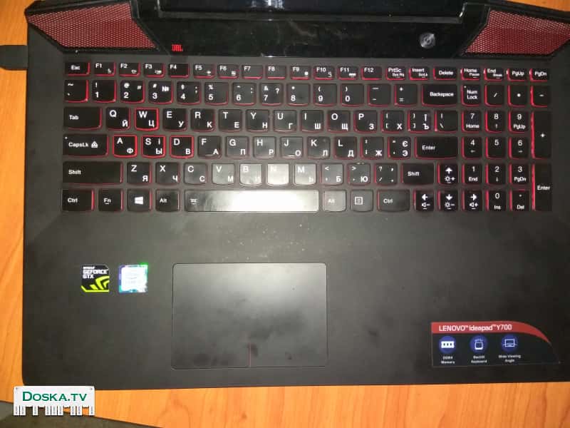 ноутбук почти новый в идеальном состоянии, intel core i-7 6600,