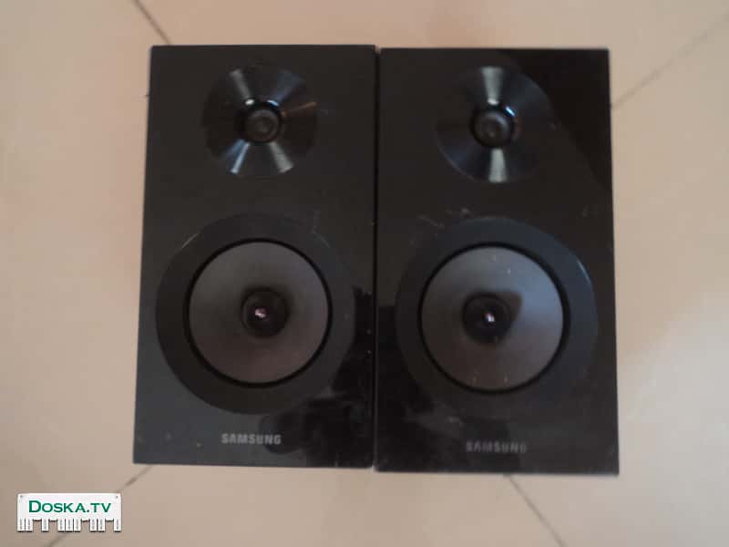 Усилитель в отличном состоянии звоните на неделе в 20-22, или