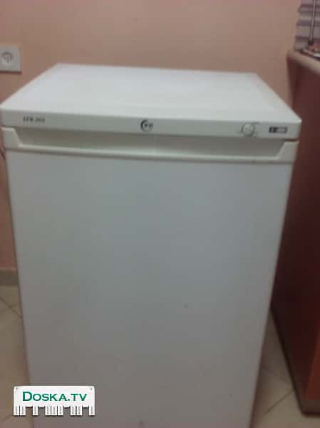 Морозильник (מקפיא) в хорошем состоянии.