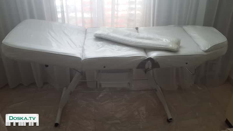 в Бат-Яме: (1) косметологическая кровать белого цвета, новая (в заводской