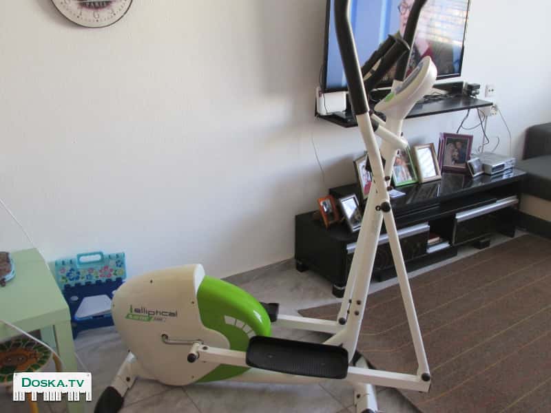 выглядит как новый но требует настройки.