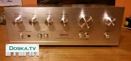 Усилитель в идеальном рабочем состоянии. Сделан в Японии.