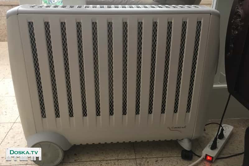 Куплен в январе пользовались 3 месяца, отличное состояние, есть коробка.