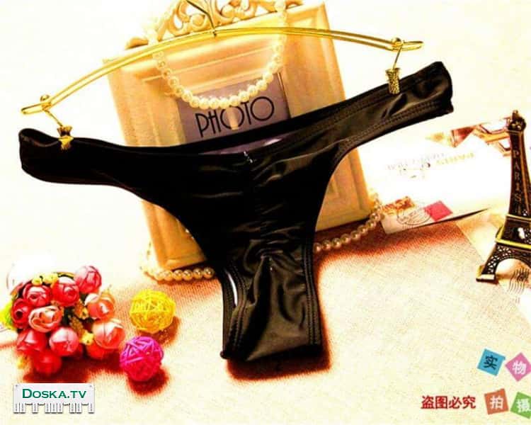 Чёрные трусики бикини помогут сделать Ваш загар красивым.  Размер