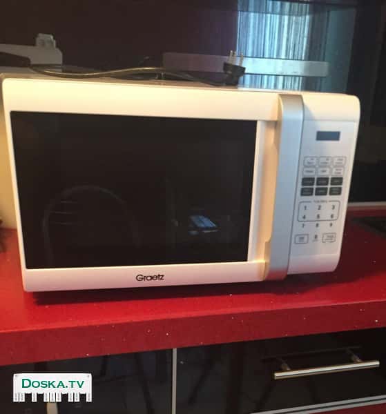 Продаю микроволновую печь, пользовался месяц, все документы есть.