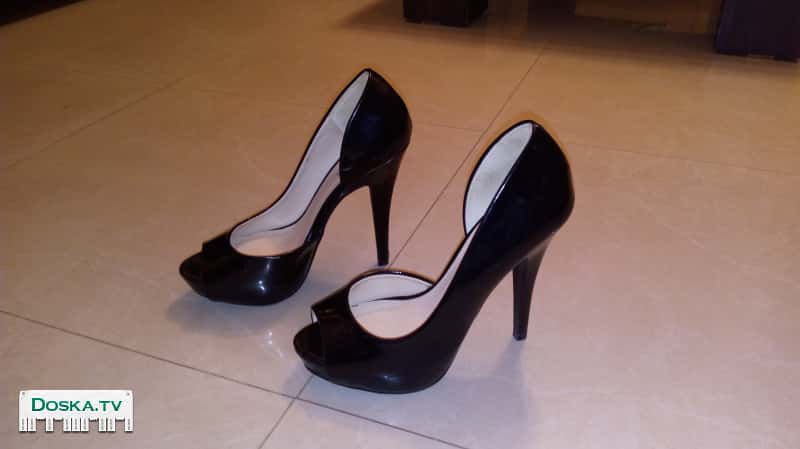 2 пары вечерних туфель. Каблук 12см. Обувались 2 раза, выглядят